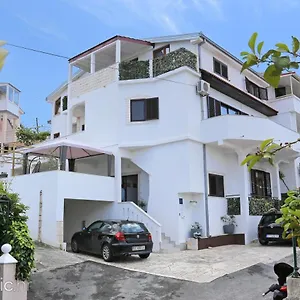  Apartament Bagaric